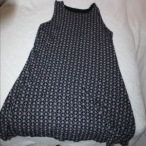 Black and white print swing dress